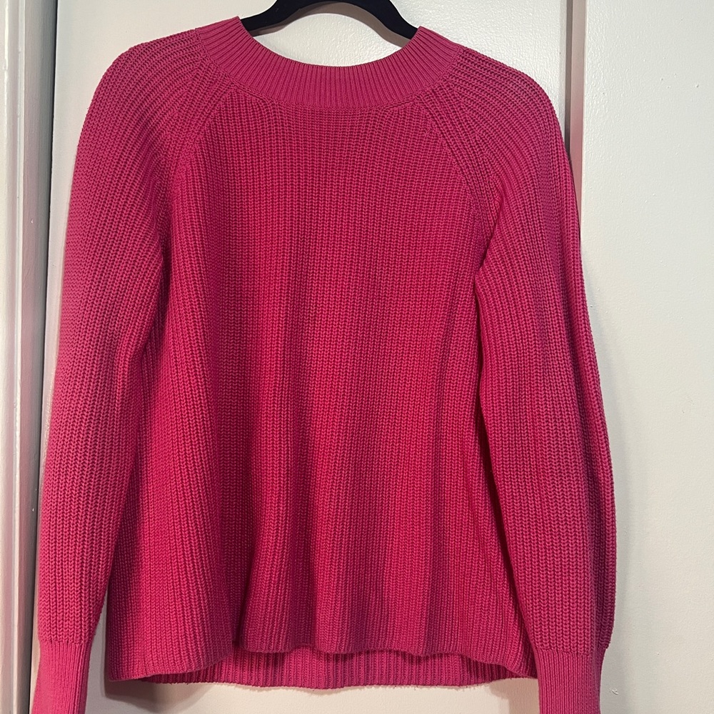 Banana Republic Fuchsia Crew Neck Sweater